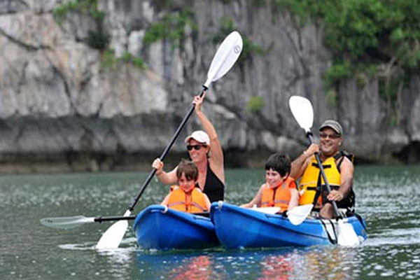 Halong Bay Cruise for International Families: Complete Guide