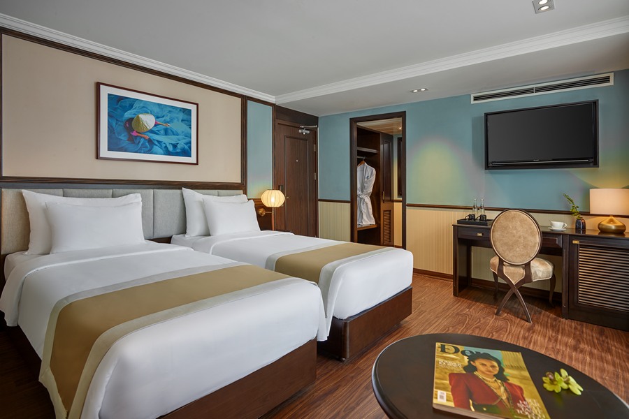 Harmony Suite - Capella Cruise