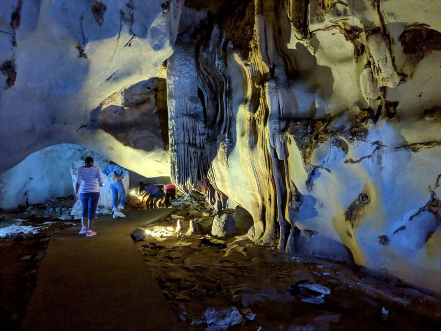 Trung Trang Cave – Capella Cruise – Lan Ha Bay: A Mystical Wonderland